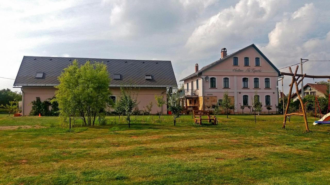 Na Kopecku Ad 1795 - Penzion S Restauraci A Wellness V Podkrkonosi Двур-Кралове-над-Лабем Екстер'єр фото