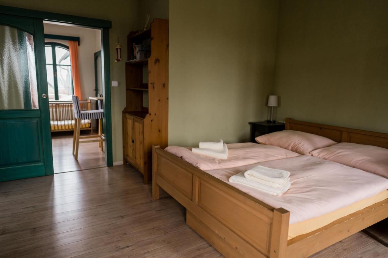 Na Kopecku Ad 1795 - Penzion S Restauraci A Wellness V Podkrkonosi Двур-Кралове-над-Лабем Екстер'єр фото